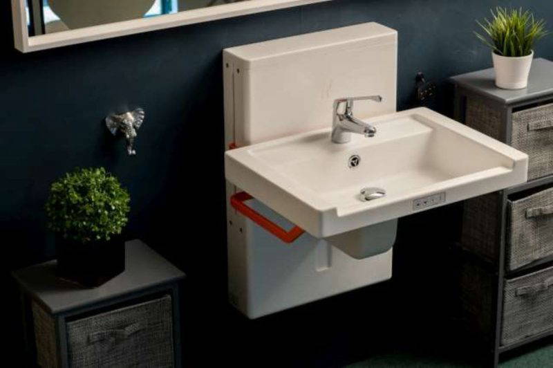 Astor Aquba Washbasin in room