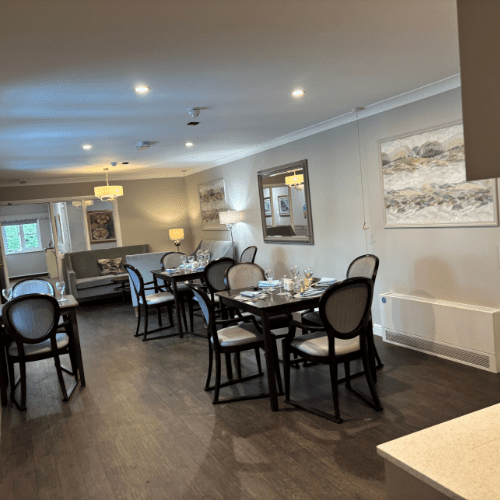 Care Home Bathroom: Isle Court Nursing Home, Shrewsbury