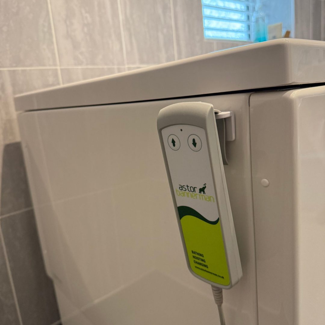 Height-Adjustable Bathing