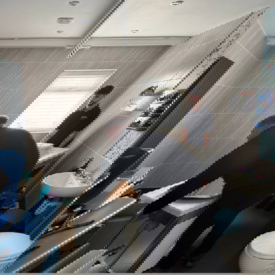 Height-Adjustable Bathing