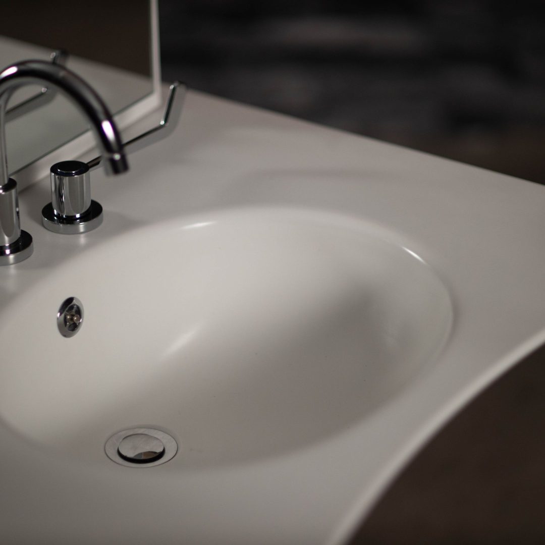 kiva height adjustable bath astor bannerman