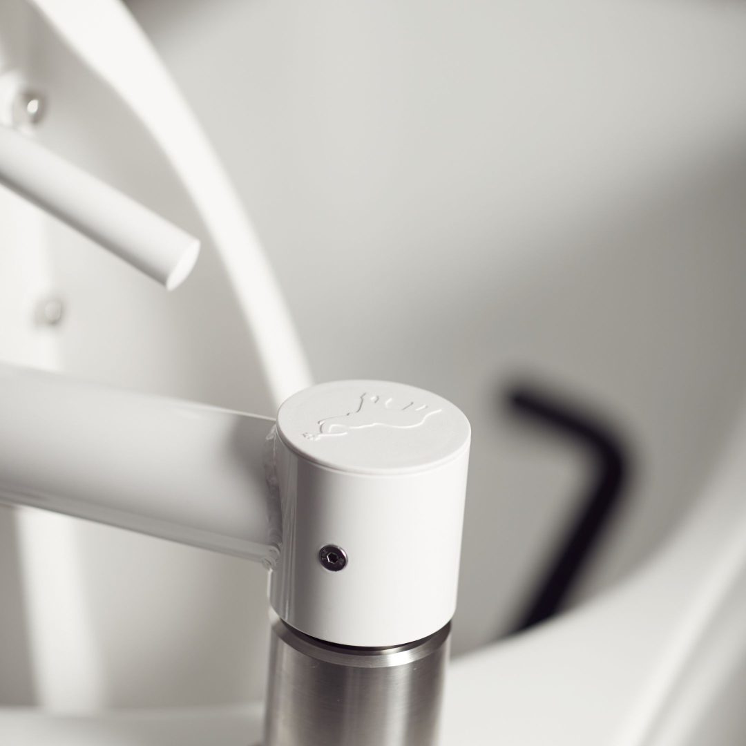 kiva height adjustable bath astor bannerman